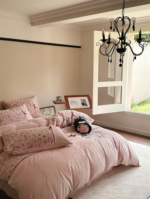 顶柔法式拼接慕丝牛奶绒四件套 商品图1