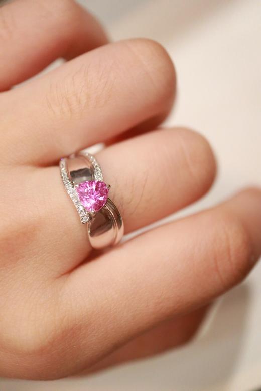 0.95ct 蓝宝石戒指 商品图3