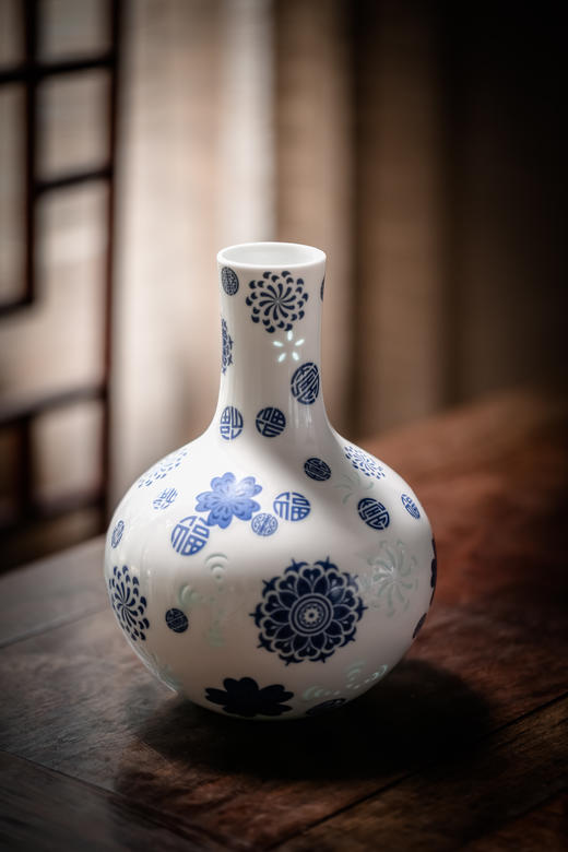 富玉玲珑花瓶卧室陶瓷器中式居家装饰品花瓶-天球瓶 商品图0