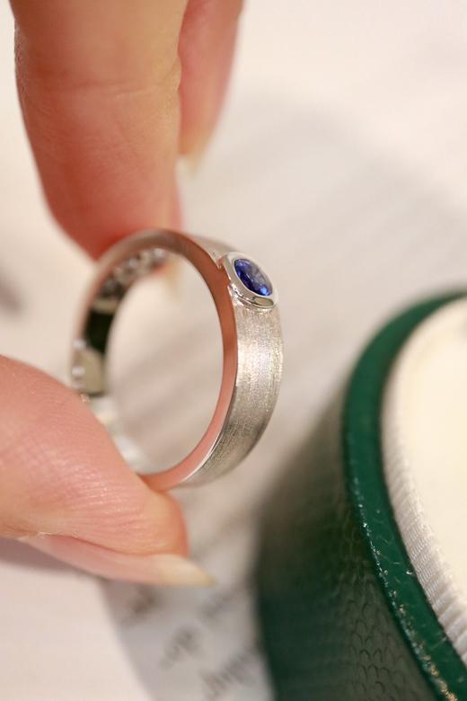 0.27ct 蓝宝石戒指 商品图3