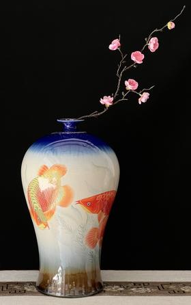 高温色釉加珐琅彩龙迎祥瑞梅瓶（+3000左右运费）