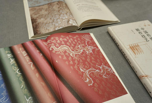 【收藏级钤印本】中国传统加工纸笺制作技艺  【限量赠送《十竹斋笺谱》文佩图式笺，随机一张】范发生 著 商品图9
