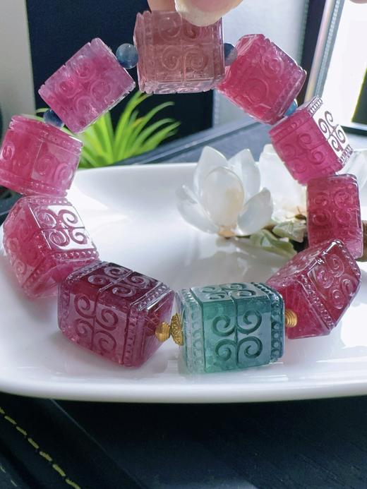 67.1g 雕刻碧玺手链 商品图2