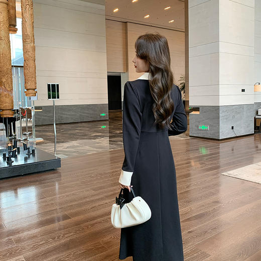 奢姿2024年秋季新款大码女装复古撞色裙子胖妹妹法式针织连衣裙9943860287 商品图3