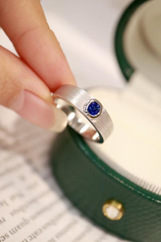 0.27ct 蓝宝石戒指 商品图6