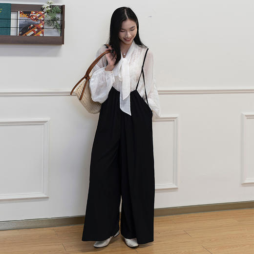 两三事 海漫天色 夏季新休闲可调节阔腿背带裤女宽松 商品图1