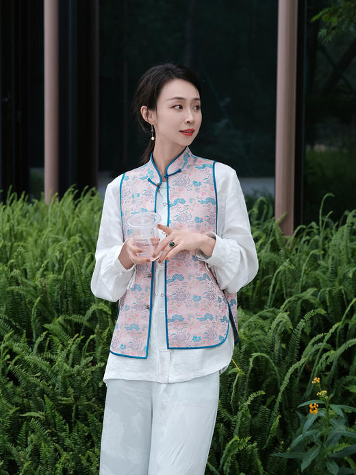 盛唐牡丹 |重缎织金宋锦对襟马甲 商品图1