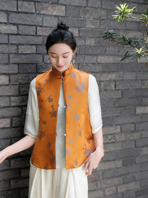 盛唐牡丹 |真丝花蕾缎双面穿马甲 商品图0