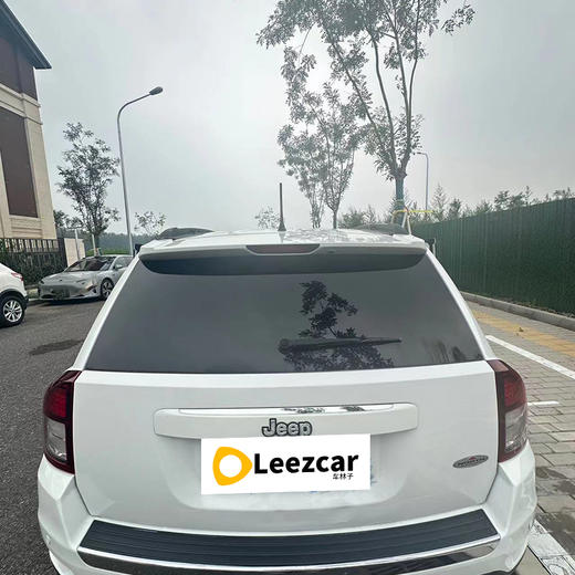 Jeep 指南者（进口）改款 2.4L 四驱豪华版【长租-北京】 商品图4