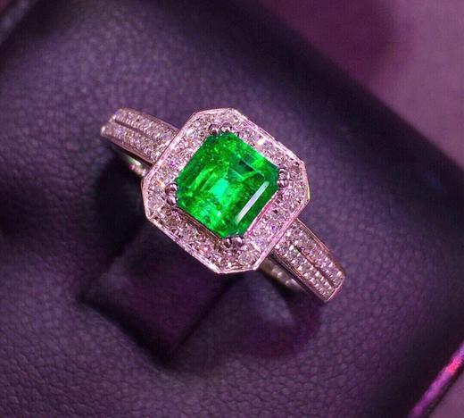 0.95ct 祖母绿戒指 商品图2