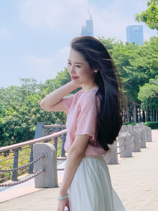 【百图lulu定制】【剪影T恤】【现货】法式 肌理镂空 轻薄短袖 T恤 商品图4