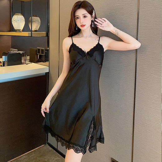 秋季新款连体性感睡裙女夏季舒适2024新款纯欲蕾丝花边凉感吊带睡裙 商品图1