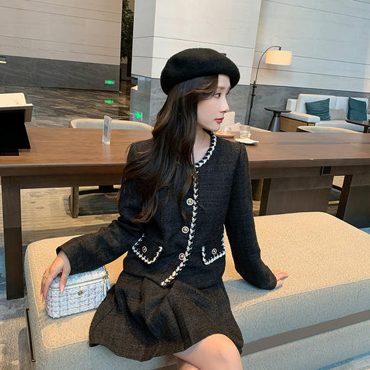 奢姿2024年秋季新款大码女装小香风套装胖妹妹外套百褶半裙两件套9943953540 商品图2