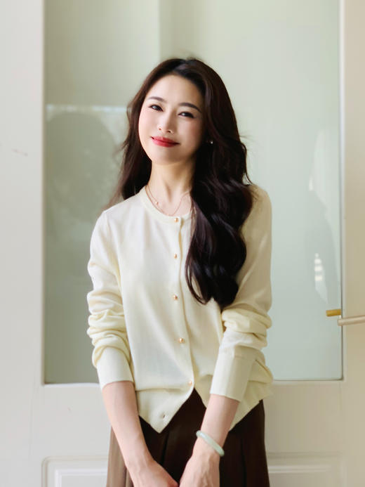 【百图lulu定制】【金豆开衫】羊毛混纺 柔软细腻  金色纽扣 开衫针织衫 商品图4