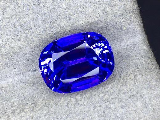 6.56ct 坦桑石裸石 商品图3