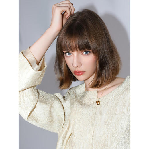 【秒杀】COCOBELLA对丝拼接压褶肌理长袖衬衫女莱赛尔缎面上衣TS3015B 商品图1