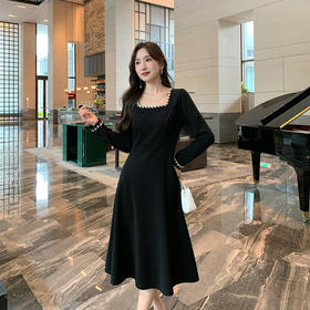 奢姿大码女装2025秋季法式复古赫本风方领裙子胖妹妹时尚连衣裙9943853580
