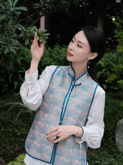 盛唐牡丹 |重缎织金宋锦对襟马甲 商品图3