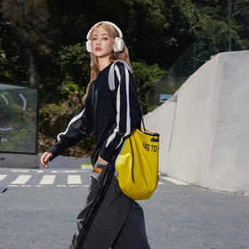 YKYB黄子韬官方店情侣圆领毛衣2025年秋季条纹拼接针织衫上衣