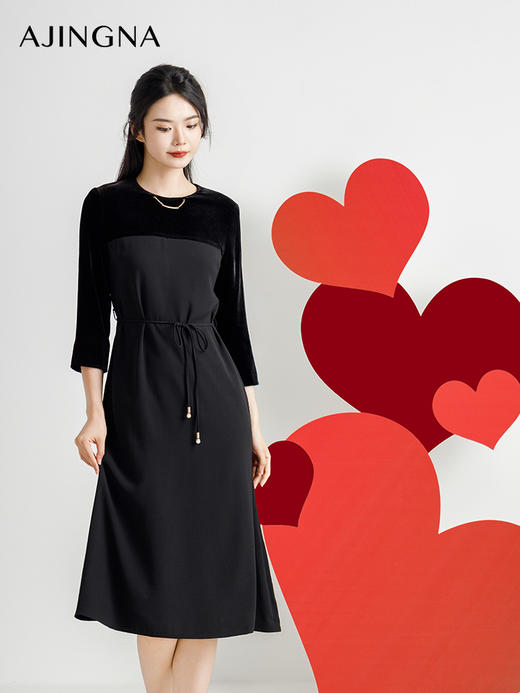 【商场同款】阿菁娜2024秋季新款七分袖丝绒拼接连衣裙A29Q112070 商品图3