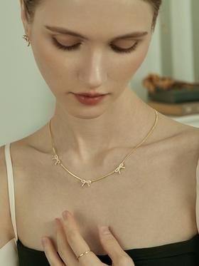 Oflye潮流饰品   高级感气质法式优雅小众设计风格小蝴蝶结珍珠项链