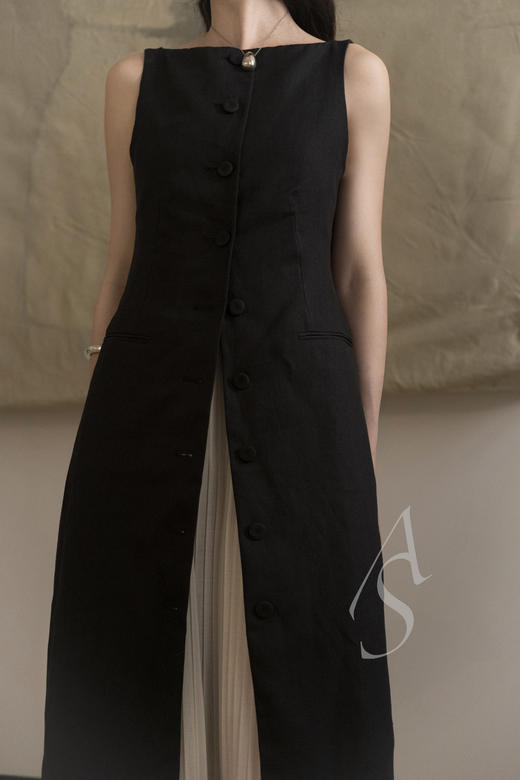 Mark Kenly Domino Tan 黑色DASIA亚麻系扣长马甲 商品图2