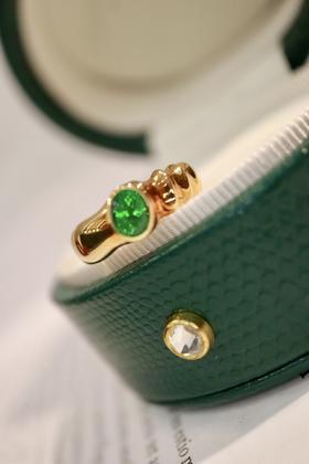 1.13ct 沙弗莱戒指