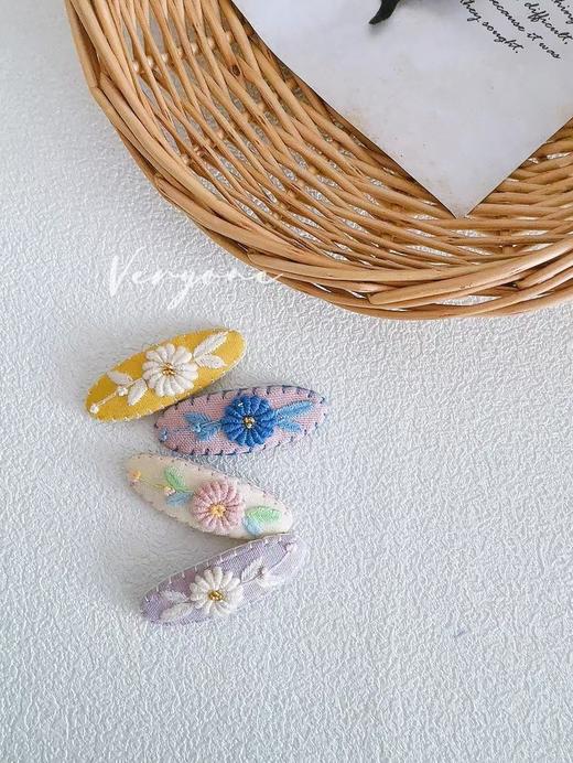 very one法式刺绣小花边夹 商品图0