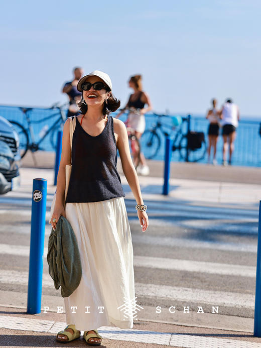 PETIT SCHAN小闪 CLO#560 Lilac Irises 花海里的乌托邦 云朵羊绒系列纯羊绒手工染色背心 商品图5