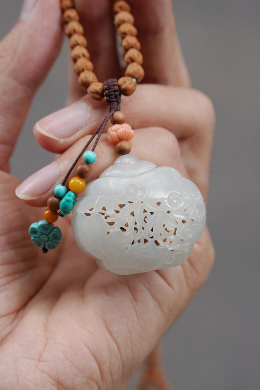 籽料和田玉｜和田玉香囊 商品图8