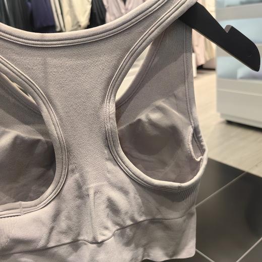 【春上新】7楼安德玛UA Vanish Seamless女子训练运动内衣—中强度1384419 吊牌价399元 商品图4