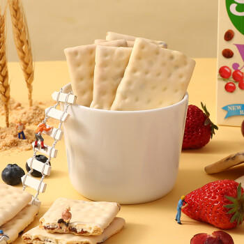 果悠萃（GO  AHEAD）荷兰进口草莓夹心饼干酸奶涂层142g儿童零食早餐下午茶独立小包装 商品图4