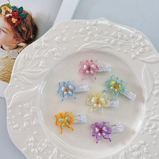 very one国风艺术盘扣 蝴蝶边夹 商品图0