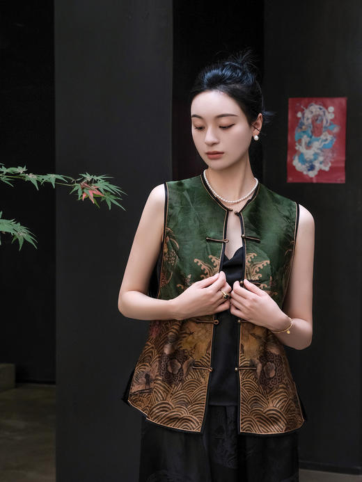 瑕疵|盛唐牡丹 |香云纱手绘对襟马甲 商品图0