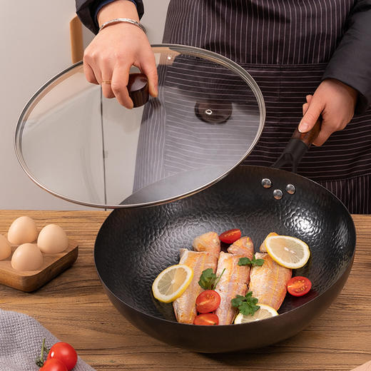 Debo德铂 新梅里萨炒锅32cm（带玻璃盖）无涂层精铁纹理炒锅 商品图1