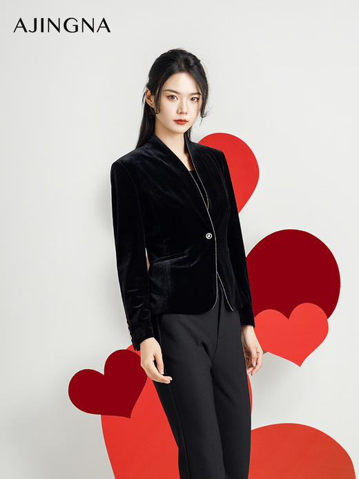 【商场同款】阿菁娜2024秋季新款立领V领丝绒外套A29Q107023 商品图2