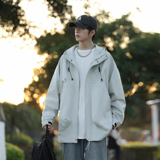 senlinjeepsd秋季情侣冲锋衣 | 防水防污防风 立体版型 透气不闷热 舒适百搭 男女同款 商品图3