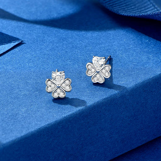 卡蒂罗/KADER 爱心四叶草耳钉 经典爱心造型幸运四叶草闪耀设计耳饰 恋爱告白闪钻养耳洞银饰 925银 送女生礼物 商品图4