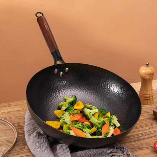 Debo德铂 新梅里萨炒锅32cm（带玻璃盖）无涂层精铁纹理炒锅 商品图3