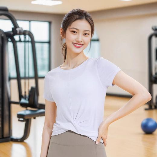 跃牌【瑜见伽人系列】夏季健身衣交叠下摆修身宽松圆领短袖女运动罩衫YT3106 商品图3