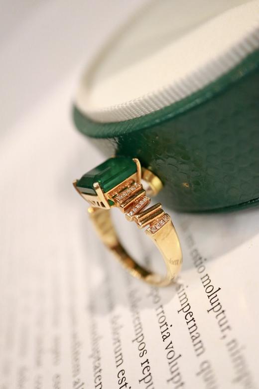 3.01ct 祖母绿戒指 商品图1