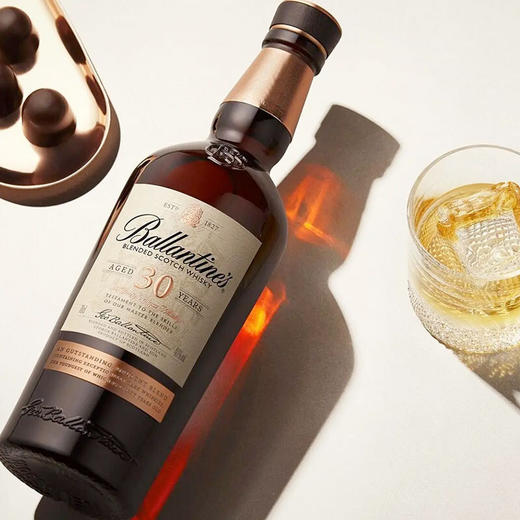 百龄坛30年 苏格兰调和型威士忌700ml 商品图2