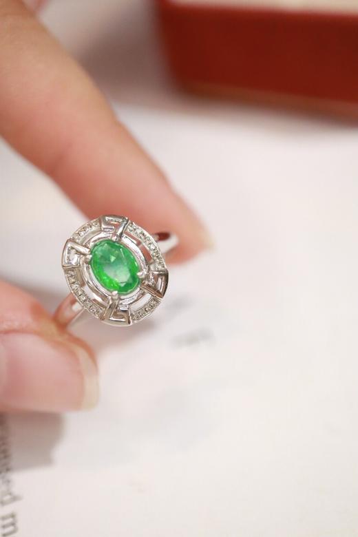 0.8ct 祖母绿戒指 商品图3