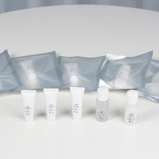 【盼夏出差必备小样套装】修复面霜*3+凝霜*3+精华水*3+洗面奶*3  出差旅行方便携带套装组合 商品图2