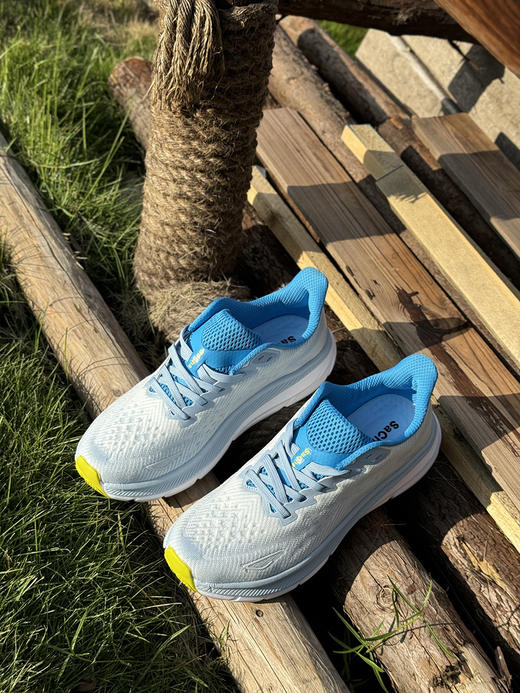 😍【品牌直发】李现同款❗️英国百年品牌Sacha网眼厚底专业跑鞋！😍冠军跑者挚爱的跑鞋！ ✅网眼贾卡鞋面，EVA发泡/橡胶鞋底 商品图2