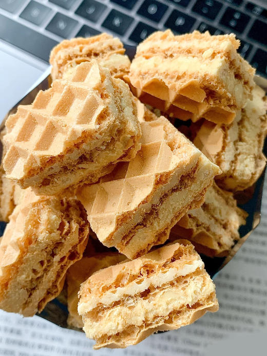 【零食特区-熔岩芝士威化饼干】500g到手80包！！五层脆皮厚夹心，浓浓芝士的威化!  商品图7