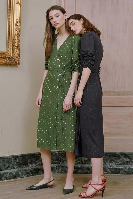 SIMPLE RETRO 法式复古碎花V领茶歇裙 13375 商品图1