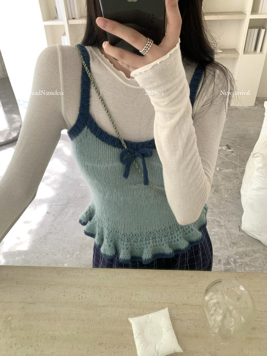 Read Nameless /马海毛蓝拼独家吊带+最近很火的蓝色慵懒格子裤 商品图11