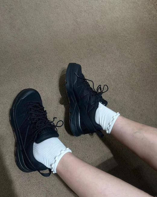 现货 THS 8.17-限时 萨洛蒙 情侣联名款 户外休闲运动鞋 2色 QZ088 商品图5