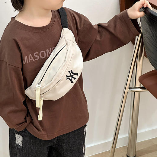 【甜酷男孩❗️儿童斜挎包】 时尚儿童胸包，涤纶材质 耐脏耐磨❗️新款男童帅气小挎包零钱包腰包Y 商品图1